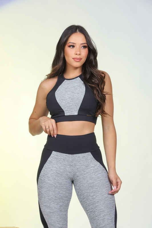05) Ensemble sport pour femme