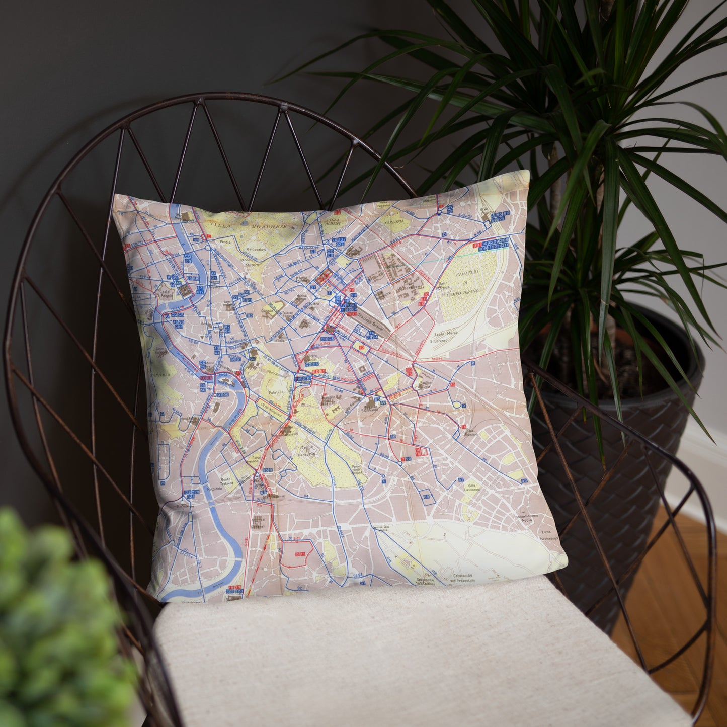 10) Rome transport map - Basic Pillow